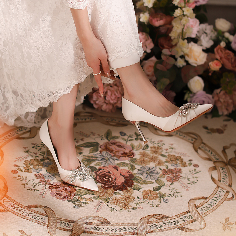 H-18 High Heels Wedding Banquet Women Elegant Stiletto Sexy Bridesmaid Pointed Toe Style White Large Size Single_vogvips.com