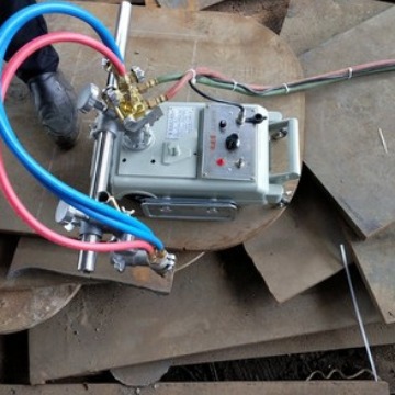 直线切割小跑车厂家现货销售半自动切割机价格钢板切割机配件批发