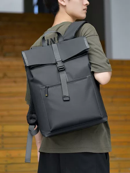 Cross-border new business backpack, casual commuter style, large capacity, suitable for both men and women, college students, and for carrying laptops; a simple and stylish backpack