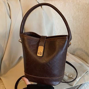 High-end Retro Commuter Crossbody Bucket Bag Women's 2024 Autumn Trendy Maillard Handbag Shoulder Bag