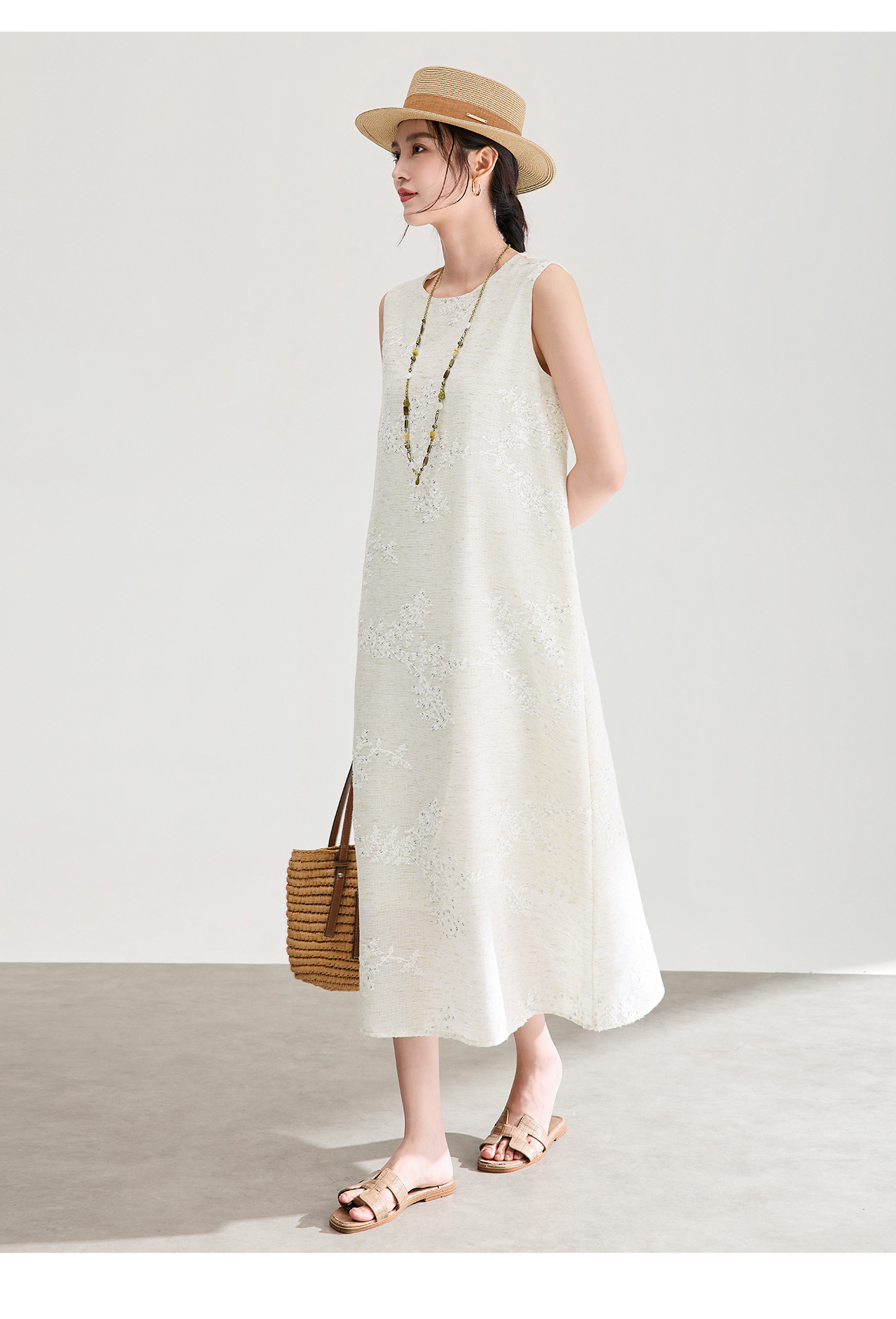 Đầm maxi nữ không tay thêu sequin hoa trắng phong cách nghỉ dưỡng — màu sắc chi tiết 14