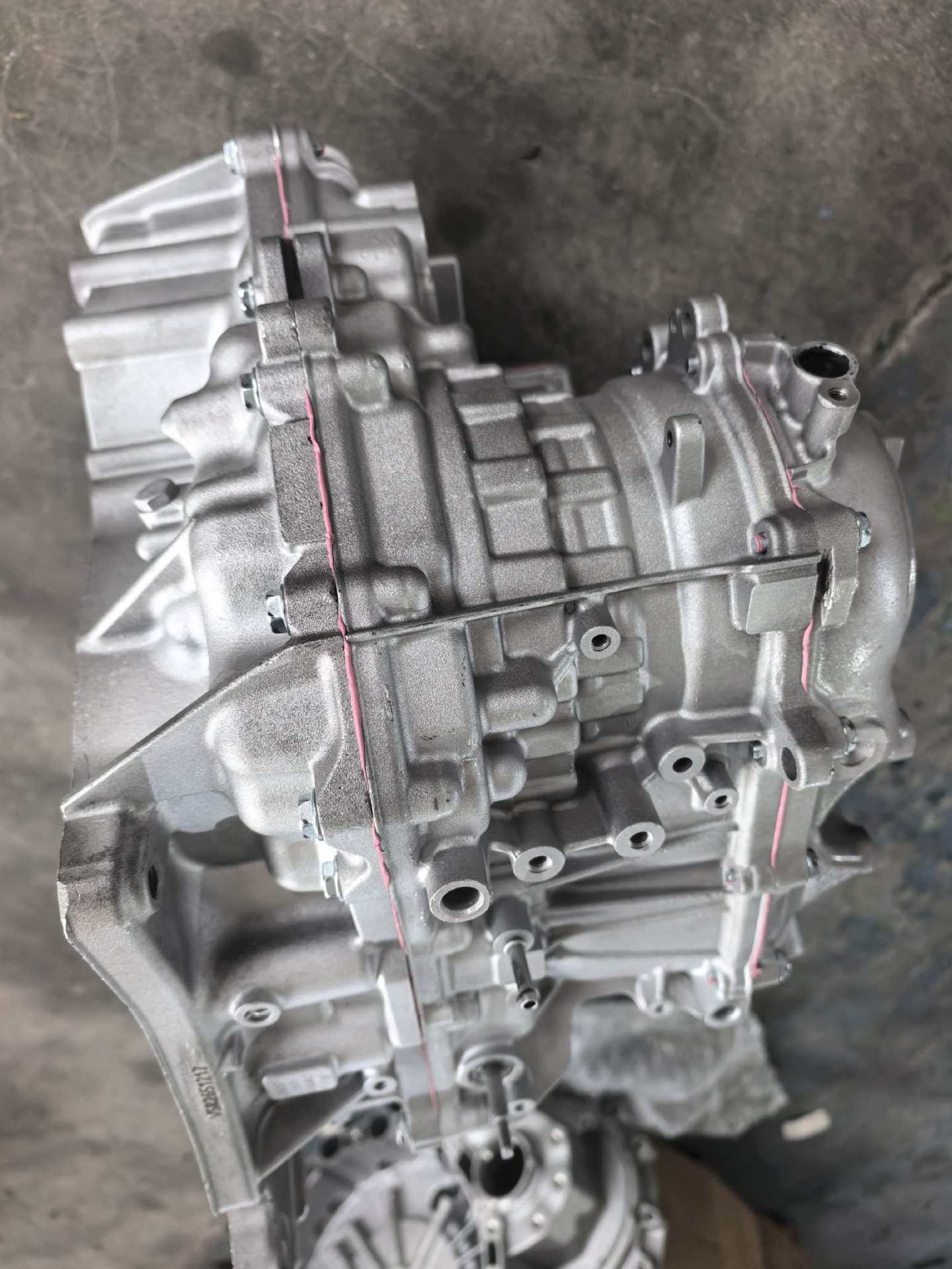 Directly Supplied from the Manufacturer, Suitable for Nissan Sylphy 1.8t Gearbox Ctv Assembly Jf015E Automatic Transmission Assembly