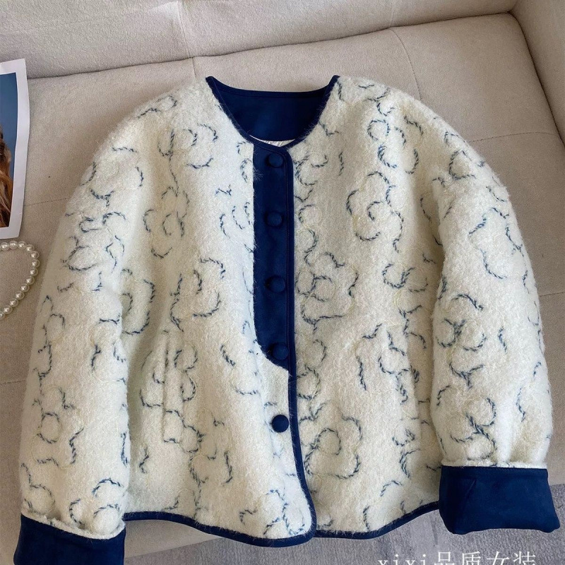 European-Style 3D Floral down Jacket for Women, Winter 2025 New Korean-Style Loose Niche Woolen Chanel-Style Coat