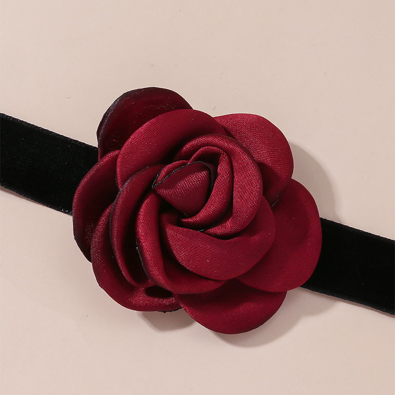 Choker, Necklace Classification Cloth Chain Material Retro Sweet Flower Cloth Choker Wholesale