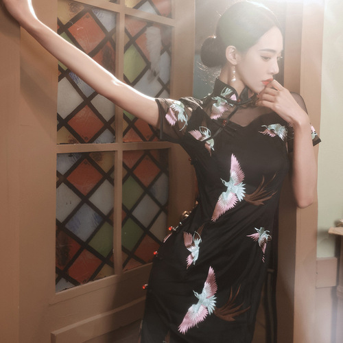 Black floral Chinese dresses oriental retro qipao for women girls old Shangha Cheongsami long traditional Chinese dress young girls host singers show elegant lace Chinese dress 