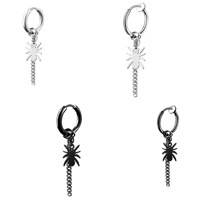 Fashionable pendant with tassels