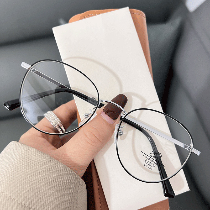 Versatile Oval Metal Glasses With Blue Light Blocking Lenses_voghion.com