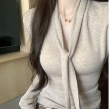 内搭打底纯欲风V领针织衫女2025秋冬新款修身毛衣学生上衣ins潮