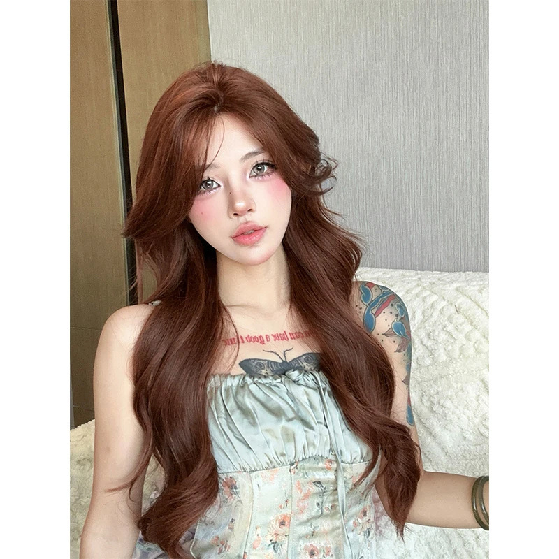 千鳥のかつらの新商品夏の新型韓国系自然ネットの赤いカールの女性の赤いかわいい前髪の自然の全体のカバー|undefined