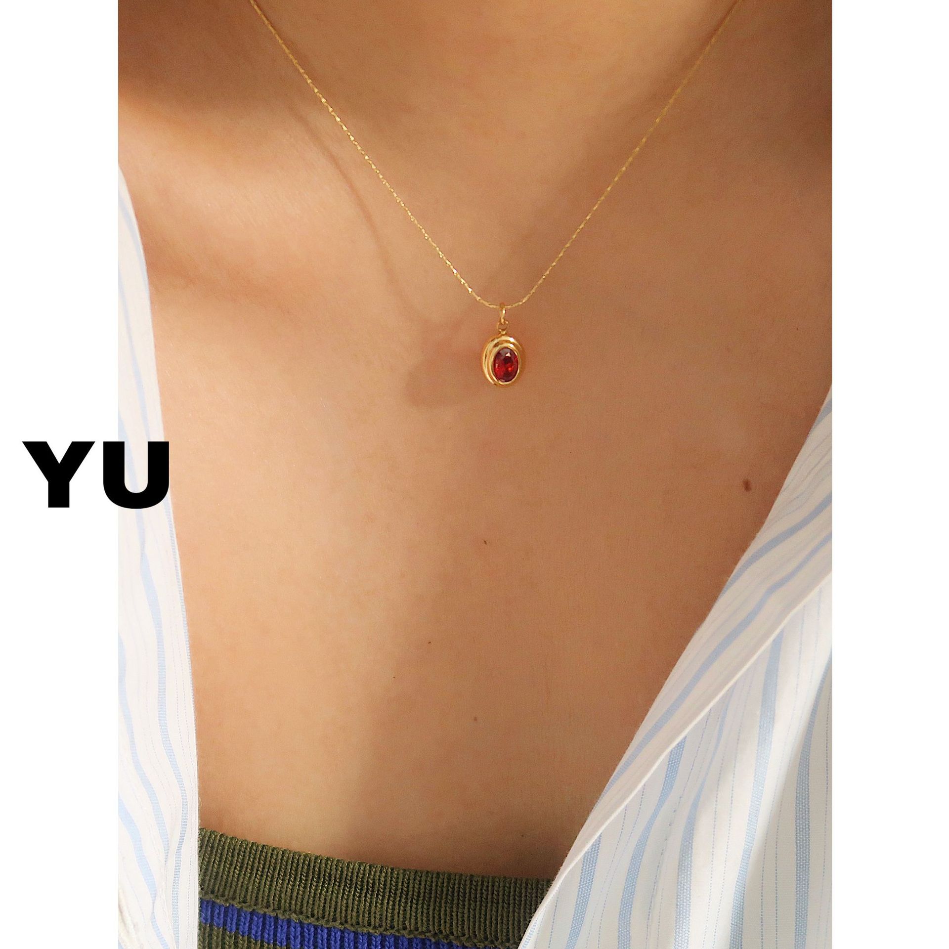 10g Weight Zircon Inlay Material Pendant Necklace Classification 1 Piece Quantity Daily Occasion Titanium Steel Material Oval Pattern Women's Gender Plating, Inlay Design Retro Style Titanium Steel Retro Oval Plating Inlay Zircon Pendant Necklace 18