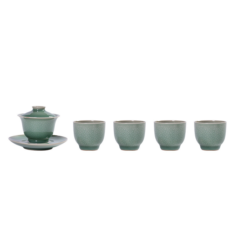 竜泉青磁の携帯の工夫の茶器の1碗の4杯のセットの陶磁器の手の蓋の碗の主人はお茶を入れます。|undefined