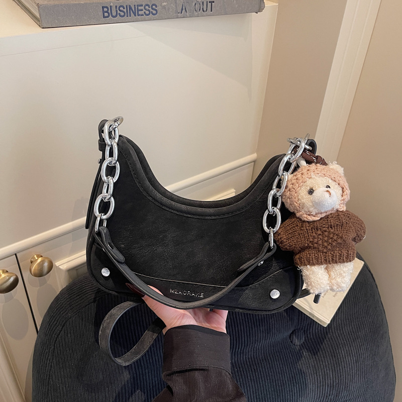 Korean-Style High-Value Women's Handbag 2025 New Niche Chain Baguette Underarm Bag Fashionable Simple Shoulder Crossbody Bag