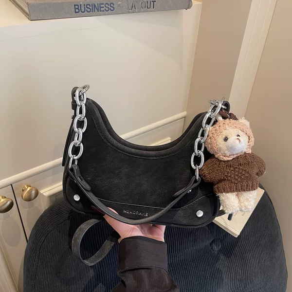 Korean-Style High-Value Women's Handbag 2025 New Niche Chain Baguette Underarm Bag Fashionable Simple Shoulder Crossbody Bag