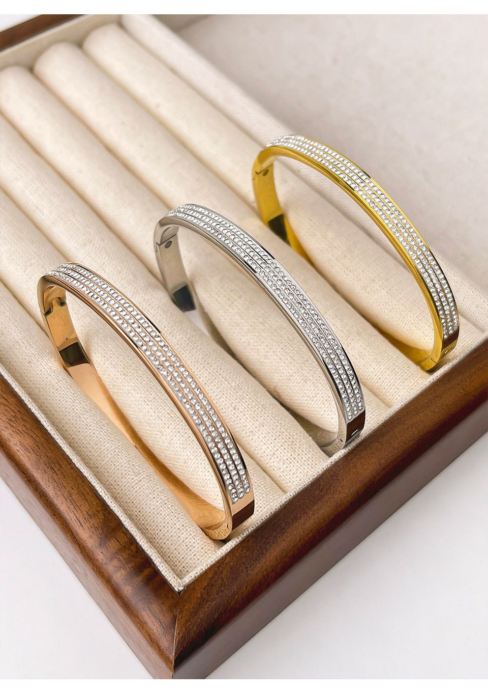 Rhinestones Inlay Material Bangle Classification PVD Coated Real Gold Plated Geometric 304 Stainless Steel Basic Modern Style Classic Style Waterproof Non Tarnish Surgical Steel Plating Bangle