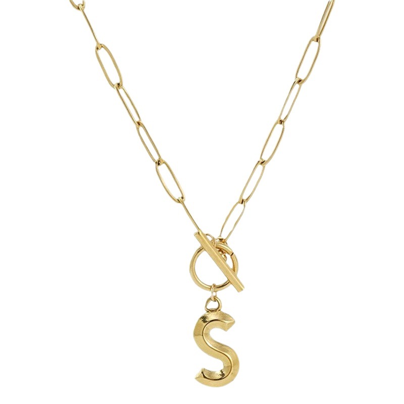 Collar de letras transfronterizas collar de letras simples de acero de titanio femenino europeo y americano de 18 quilates de acero inoxidable collar de letras femeninas