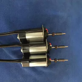 玻璃升降器;车门