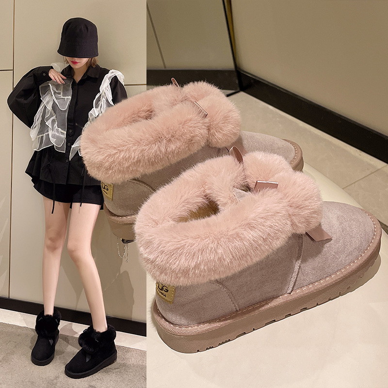 加厚雪地靴女2025新款保暖平底短靴居家可爱毛球外穿爆款毛毛棉鞋