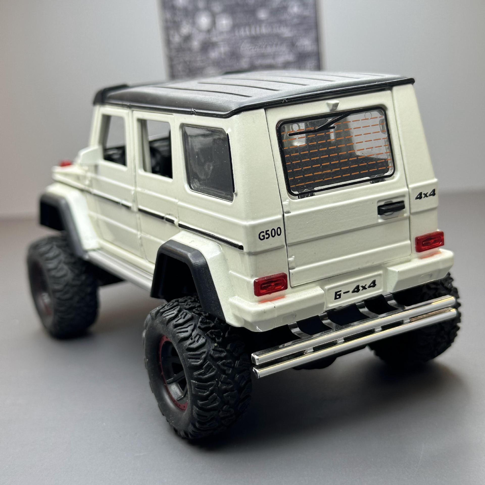 Modelo de coche de aleación 1 a 32 Big Ben G500 todoterreno 4X4 coche de juguete modelo musical