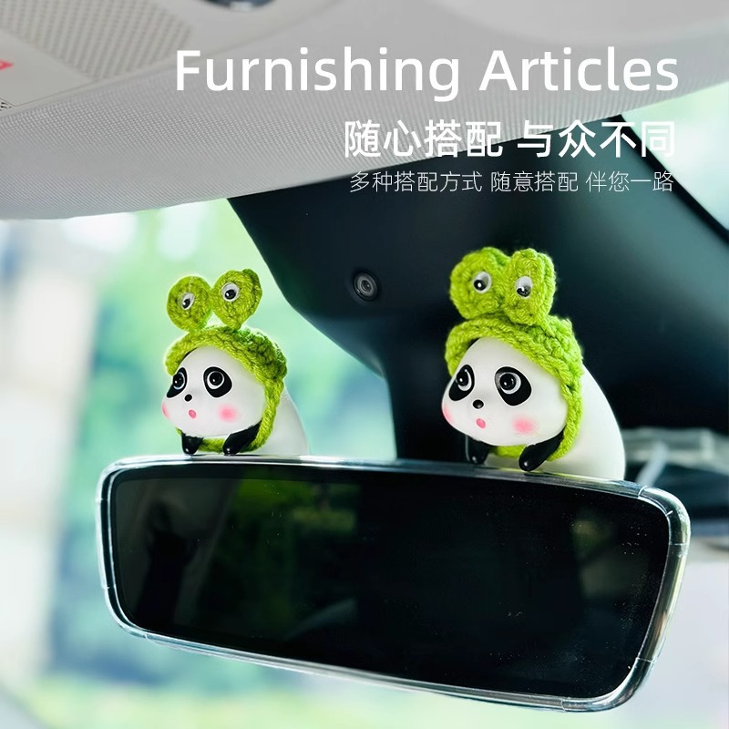 Lindos adornos de interior de coche panda, celebridades de Internet, consola central de coche, pequeños adornos de pantalla, accesorios de decoración de coche para niñas