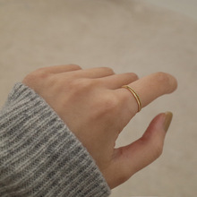 s925 纯银镀金气质简约个性指环女款极细斜纹戒指设计感高级手饰