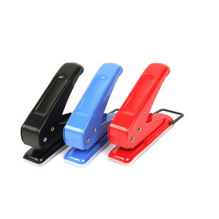 Metal single-hole punching machine small labor-saving stapler multi-color optional single-hand portable student stapler factory