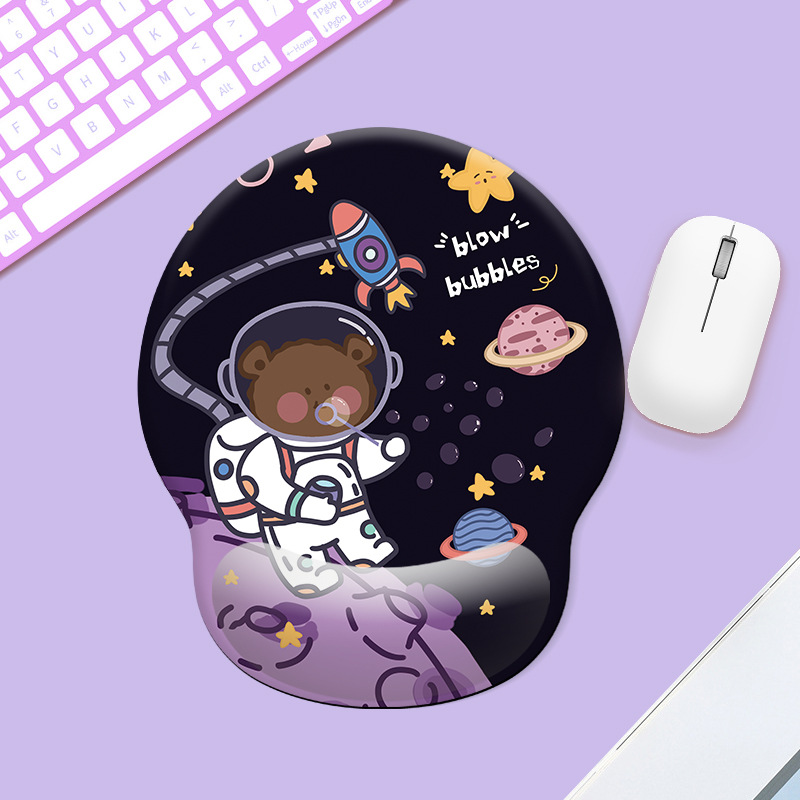 MH028-8-우주비행사 곰과 로켓