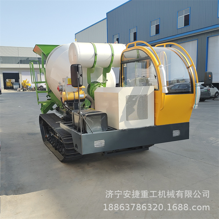 快速履带混凝土罐车 隧道工程履带混凝土搅拌车 3方商砼运输车