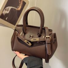 ��Ʒ����֦�y�����K��С������Ů�¿�ٴ�ͨ�چμ�б��P���