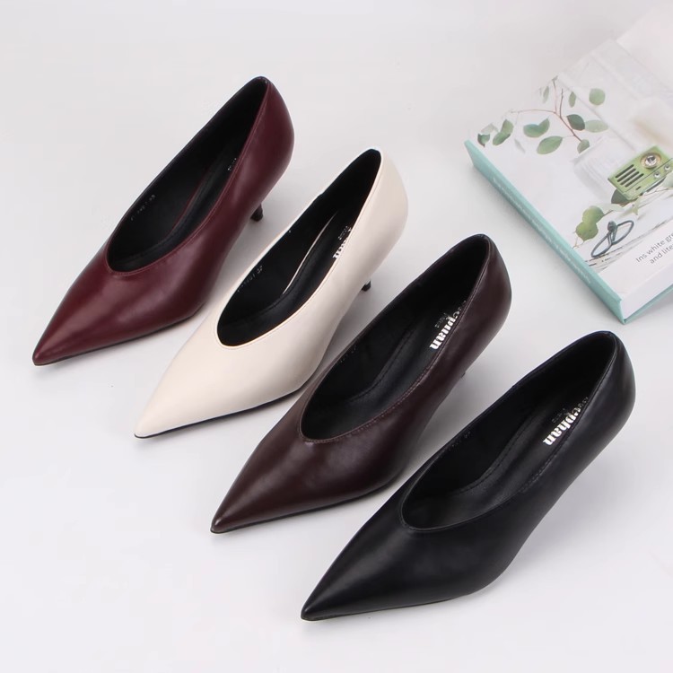 外贸法式小众新款尖头单鞋复古浅口极简风性感工作细跟高跟小皮鞋