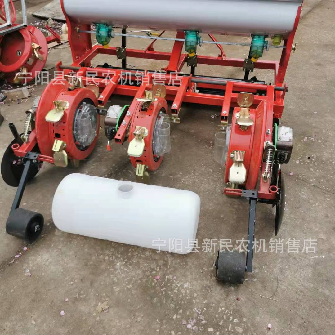 谷子黍子高粱膜上播种机玉米大豆秋葵油葵膜上点播机先打孔后播种