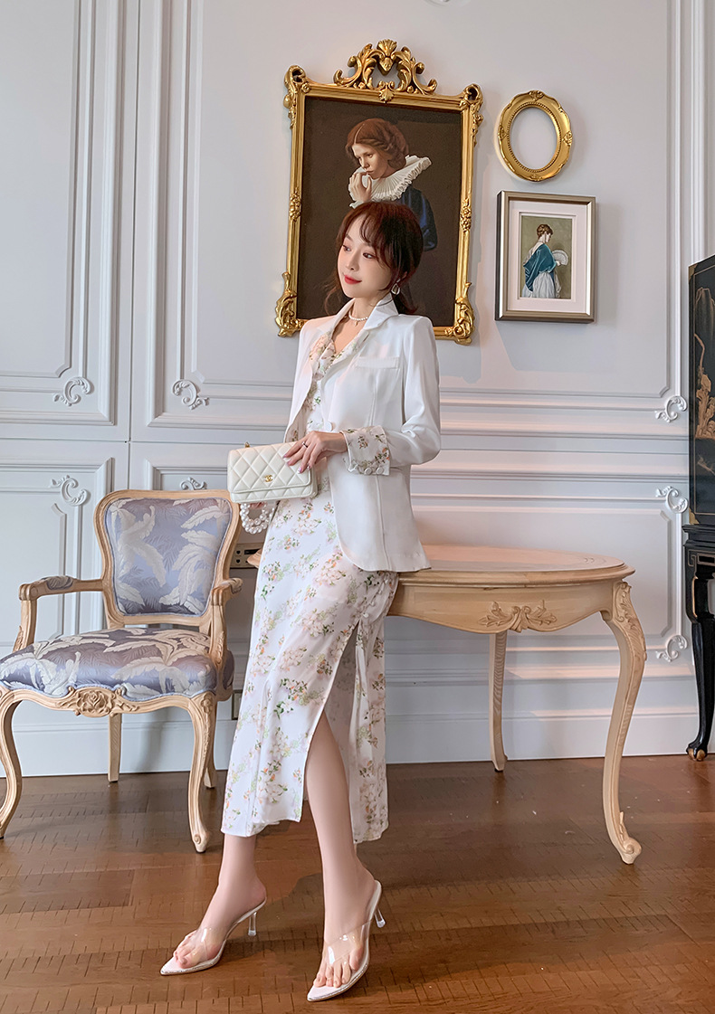 Set công sở nữ áo vest hai mảnh kèm đầm satin dây mảnh — Màu trắng chi tiết 9