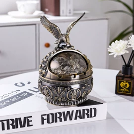 果盘、果篮;酒具套装;家用烟灰缸