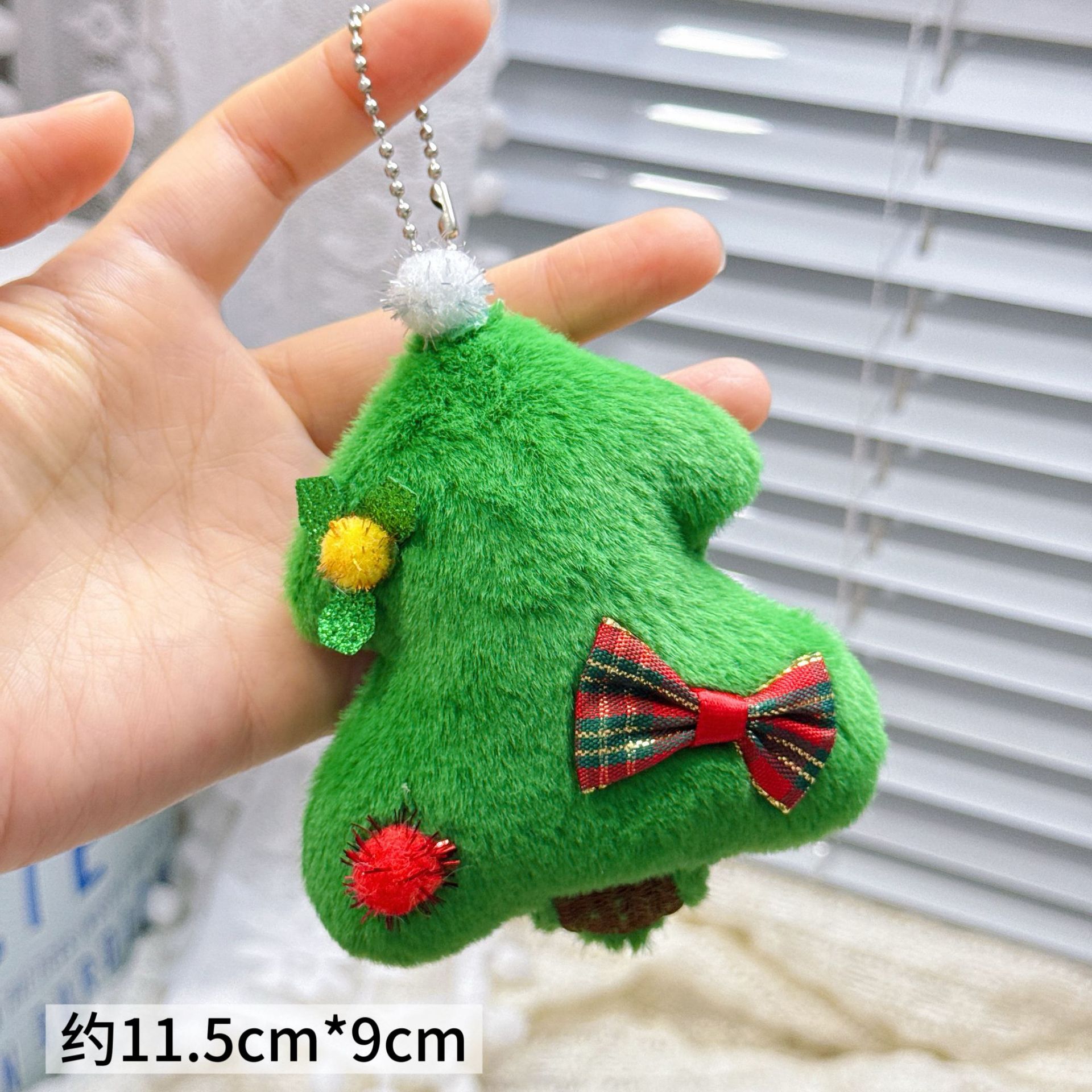 Colgante de Peluche para Mochila y Llaves image 36