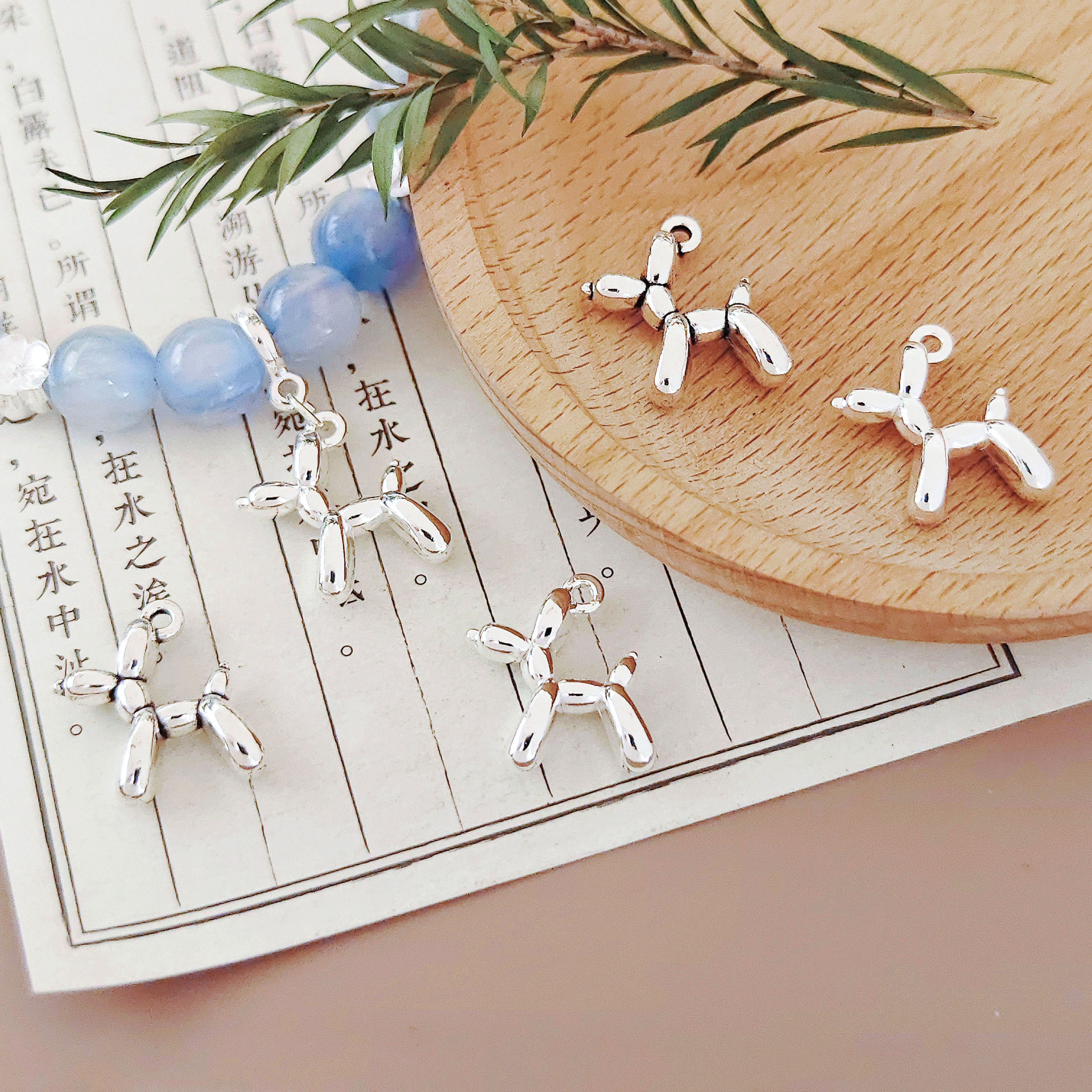 빈티지 합금 풍선 강아지 티베트어 실버 펜던트 고대 실버 수제 DIY 목걸이 팔찌 보석 펜던트 액세서리 소재