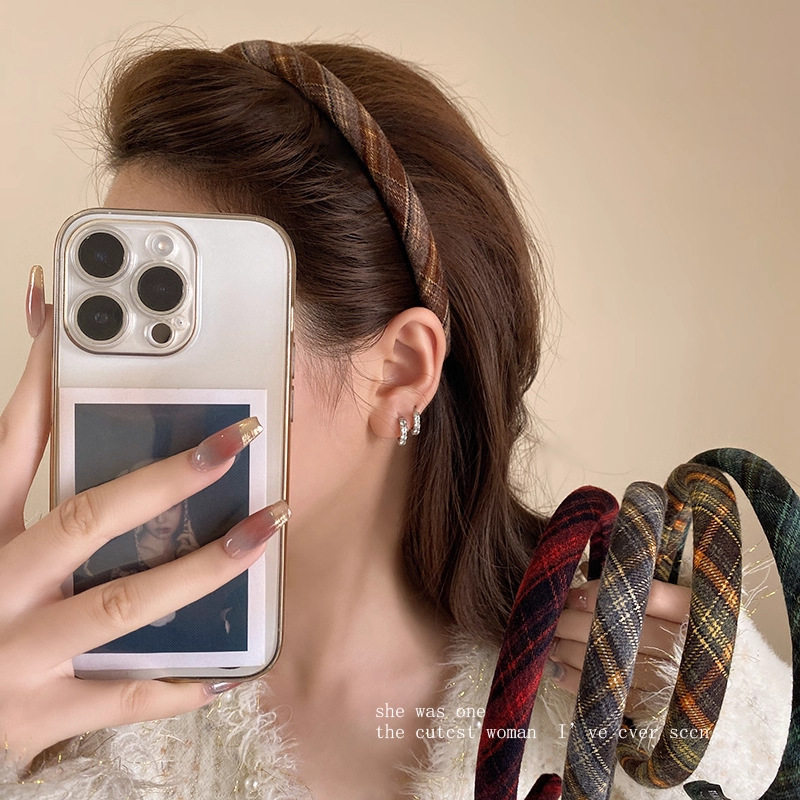 Autumn and Winter Jk Striped High-End Wool Plaid Thin Hairband for Women, New Face-Washing Headband, Elegant and Versatile for Going Out