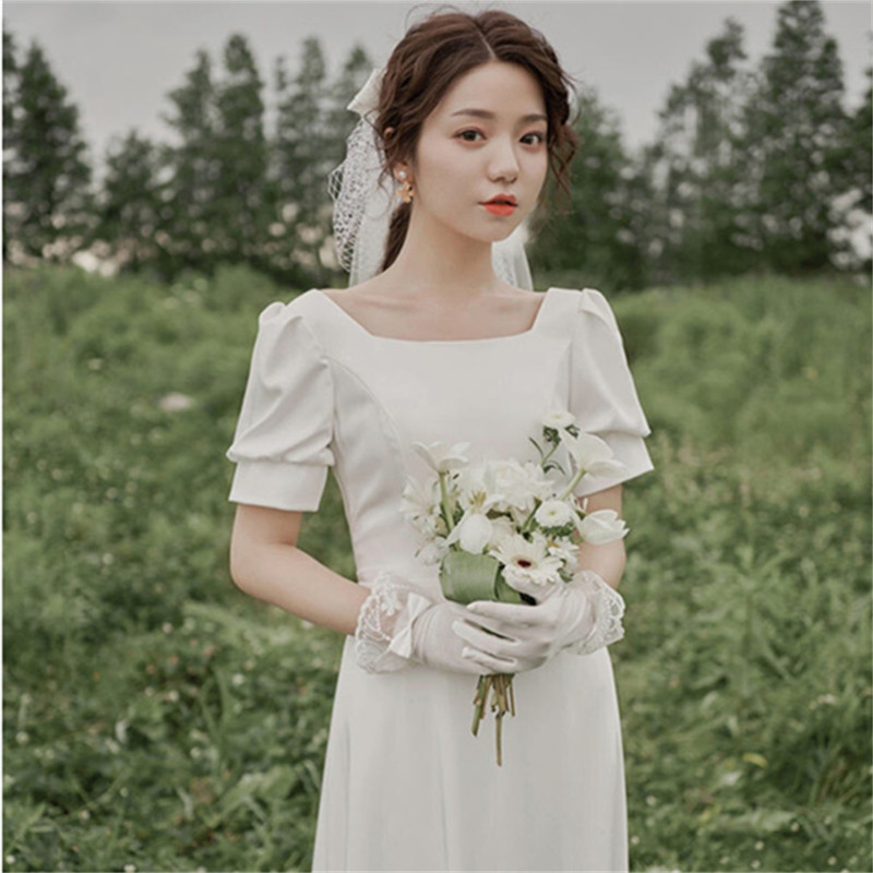 Mori-style Light Wedding Dress French Simple Super Fairy Tour Shot Door Yarn White Wedding License Registration Satin Dress