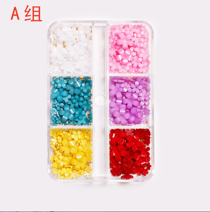 Japón mezcla de estilo 3D estereoscópico flor pequeña joyería de uñas nueva resina roja de cinco pétalos accesorios de uñas