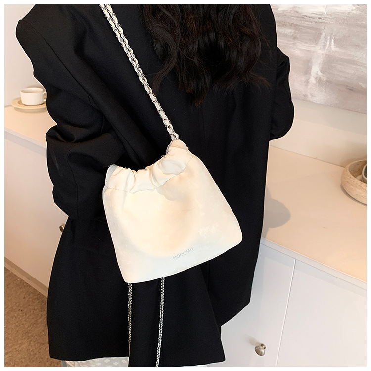 2024 Neue Damenmode Tote National Silk Art Style Kette Einzelschulter Crossbody Blessing Water Bucket Bag_voghion.com