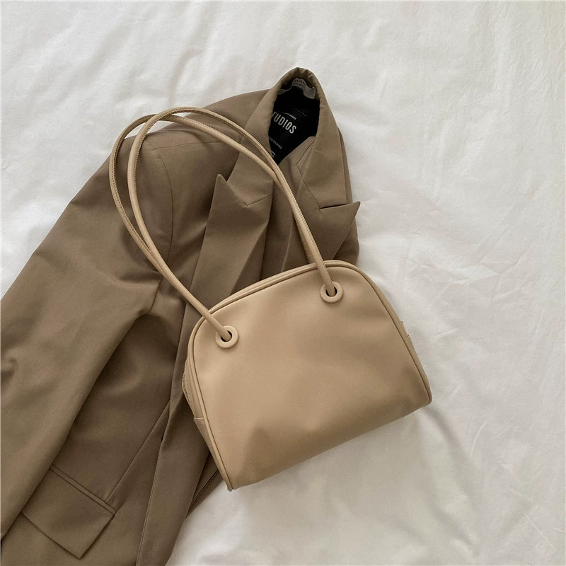 Shoulder Bag, Retro One-Shoulder Korean Style, Roomy Everyday Tote 28×10×20 cm