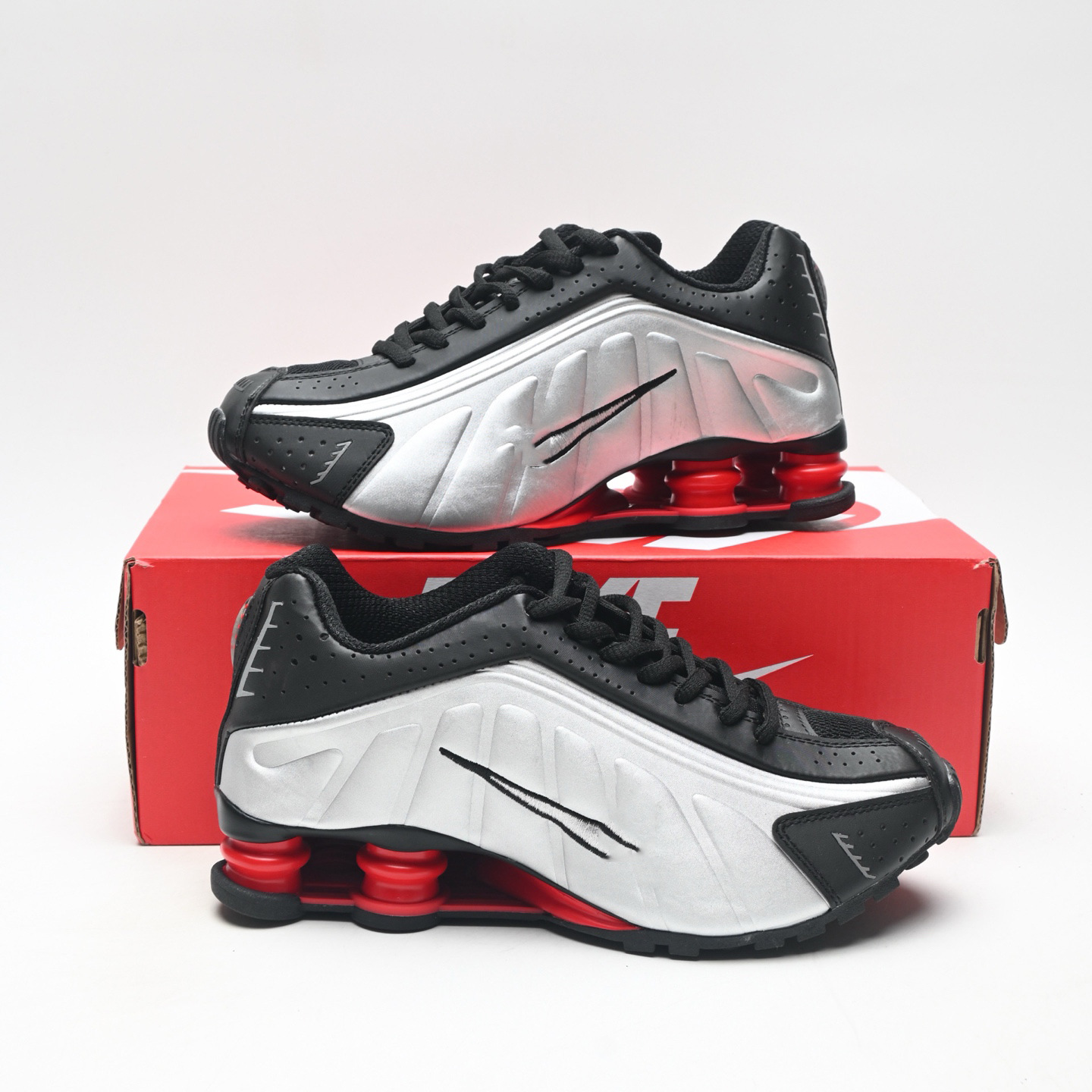 Tenis de Running con Cámara de Aire SHOX R4 Malla y Caucho Transpirable, Antideslizante para Correr y Deportes