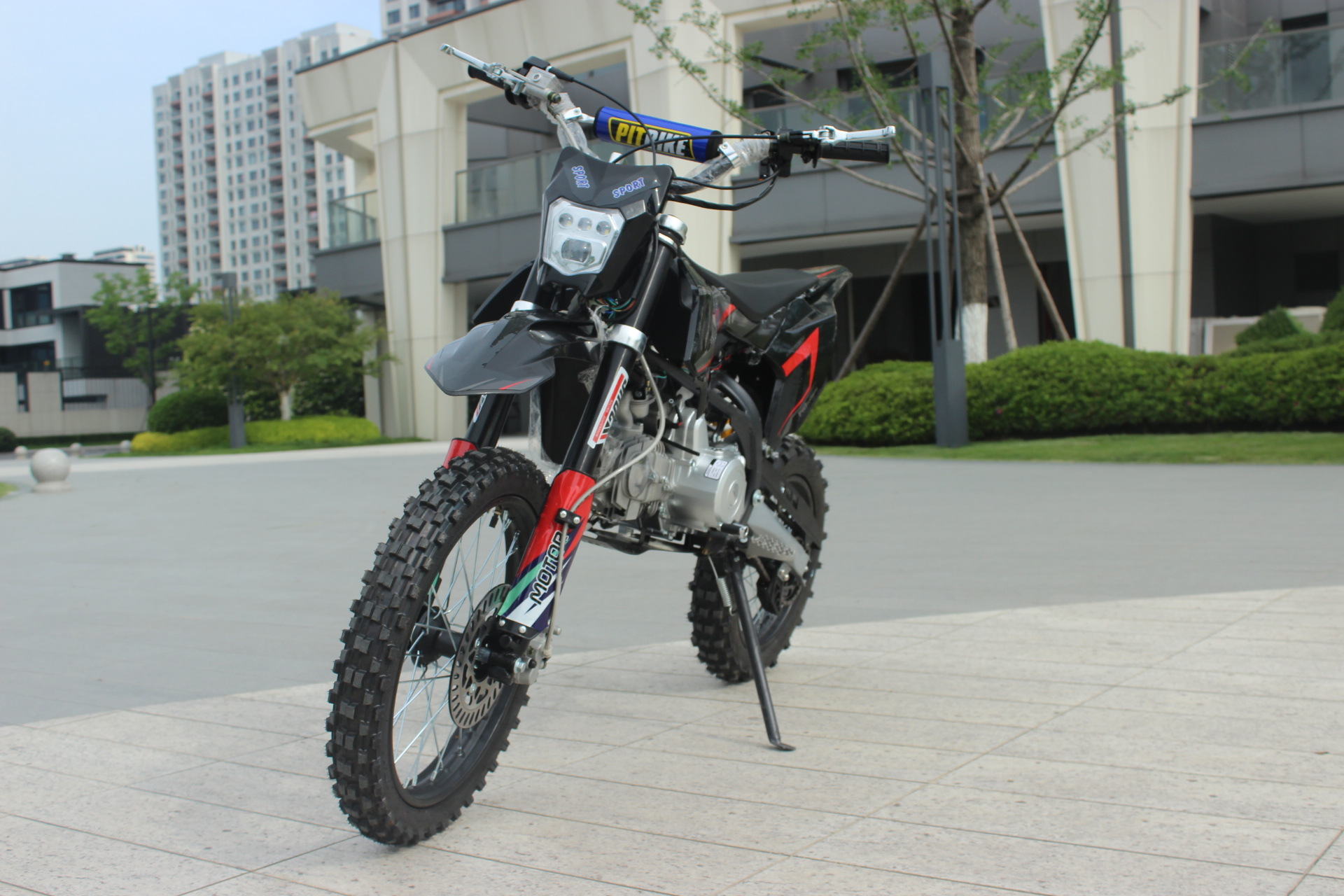 Brand New Off-Road Motorcycle, Mountain Dirt Bike with Reinforced Frame, Professional Motorcycle, 125Cc All-Terrain Motorcycle