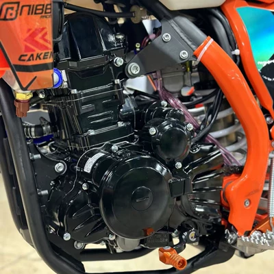 Motosikletlər Edition Four-Stroke Off-Road
