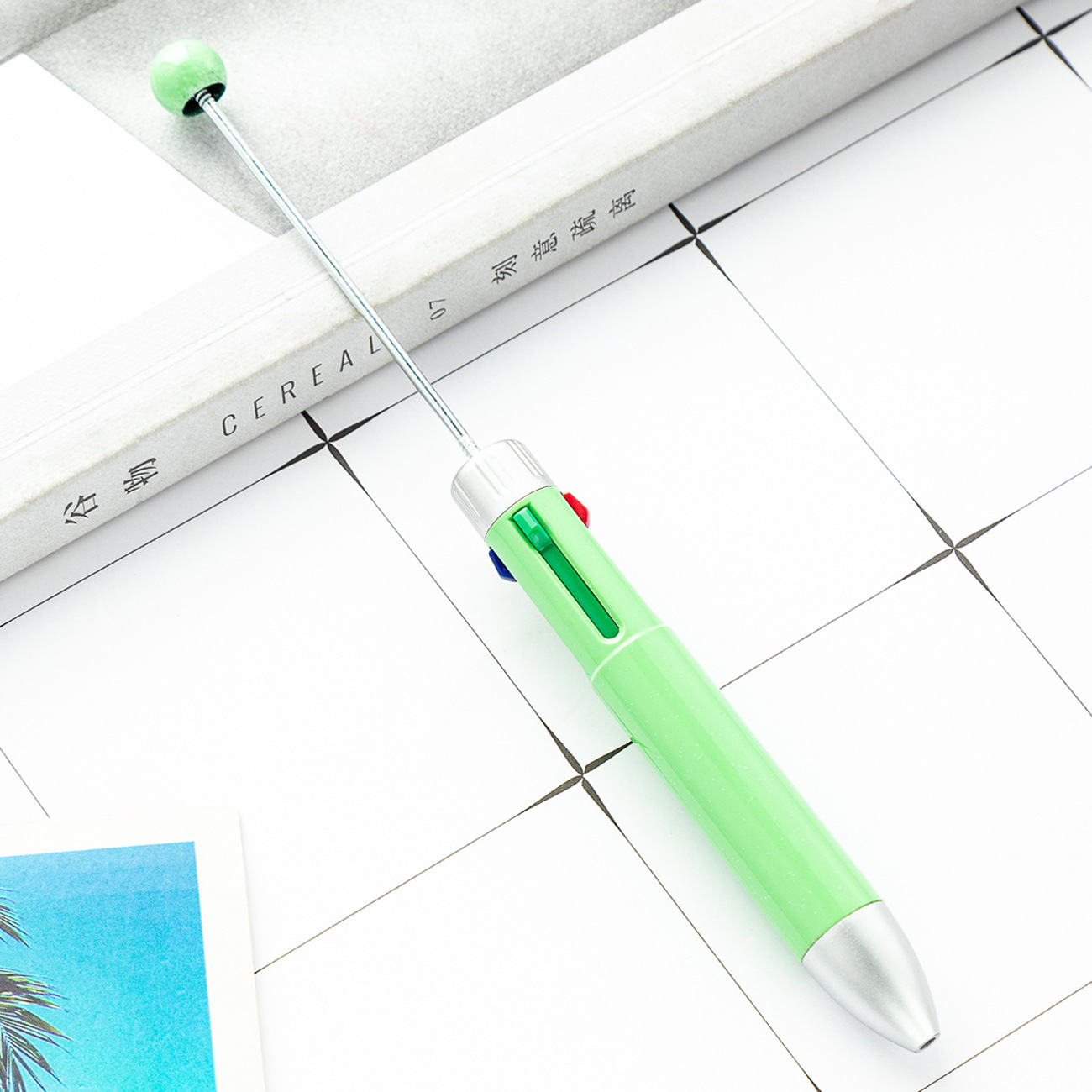 DIY cuatro colores bolígrafo de bola bolígrafo estudiantes papelería multicolor bolígrafo de bolígrafo de marca de línea clave pulsar bolígrafo plástico