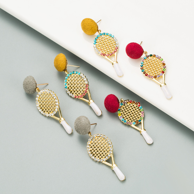 Nouvelles Boucles D&#39;oreilles De Raquette De Tennis En Alliage De Diamant display picture 2