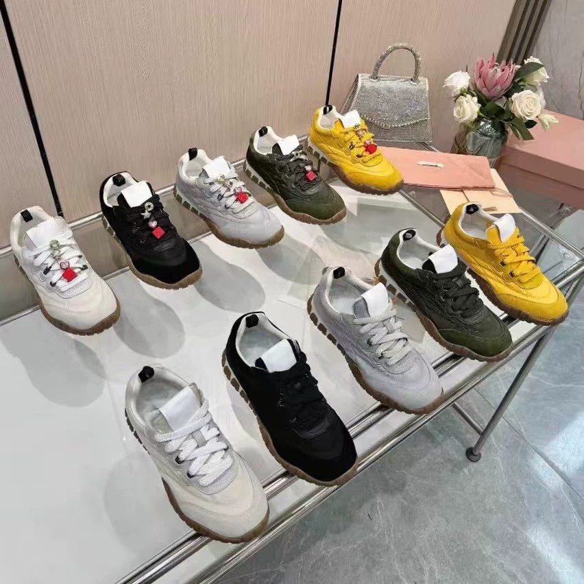 Женская обувь Miu Miu в стиле ретро, ​​обувь из натуральной кожи на шнуровке, удобная дышащая универсальная повседневная обувь