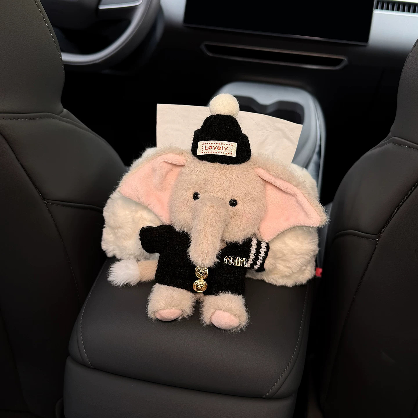 2026 New Model Car Tissue Box, Car-Mounted Hanging Tissue Bag, Headrest Tissue Box for Front and Rear Seats, Cute Design for Girls