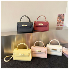 ��ͯ�����߼��|��Ů���P���2025�¿�������б����Ůͯ���X����