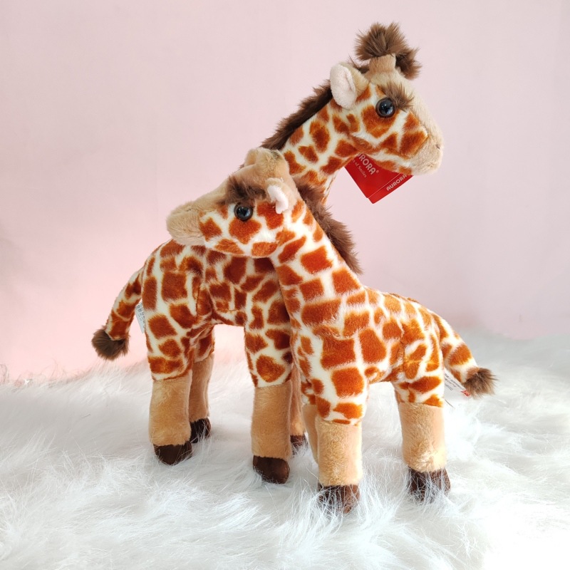 Aurora jirafa peluche cervatillo muñeca con soporte muñeca muñeca regalo de cumpleaños decoración transfronteriza