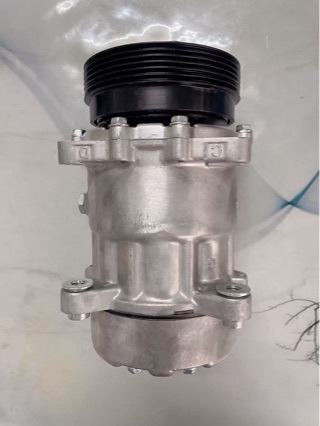 Suitable for Volkswagen Jetta Golf Auto Parts 1J0820803K Ac Compressor