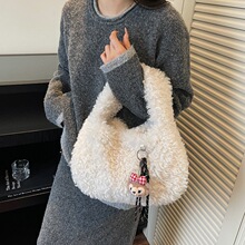 时尚小众羊羔毛毛包女士百搭手挽手提包洋气通勤单肩腋下包毛绒包